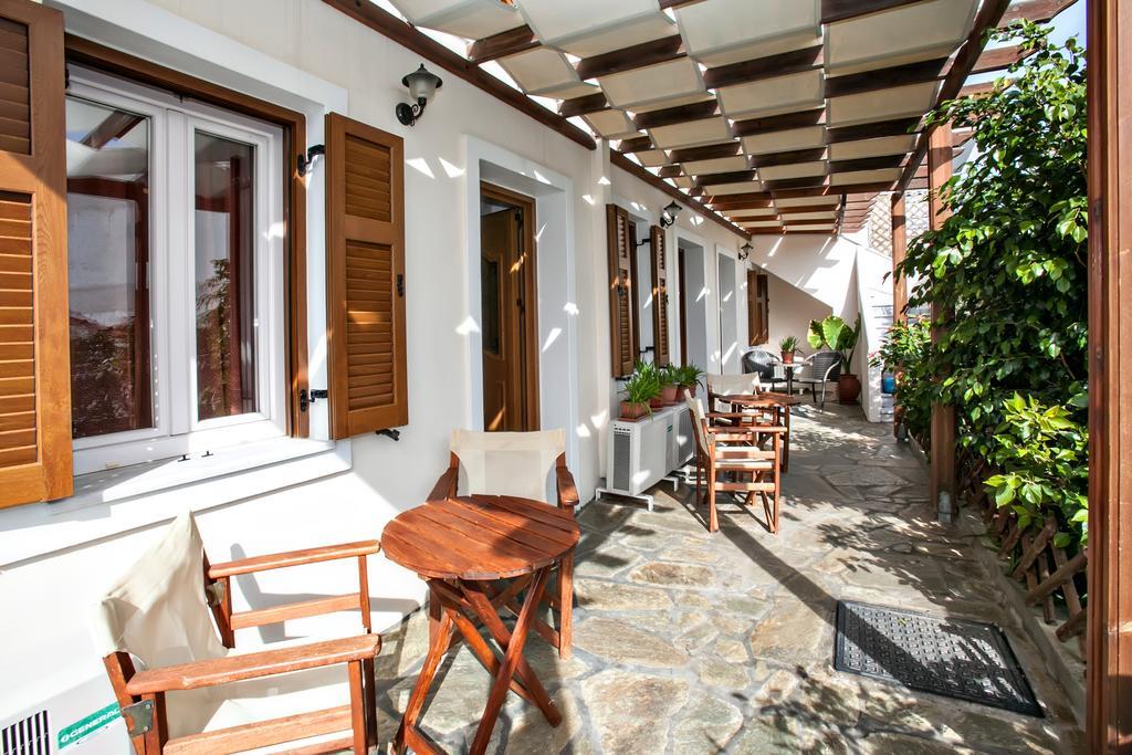 Arxontiko Hotel Тинос Екстериор снимка